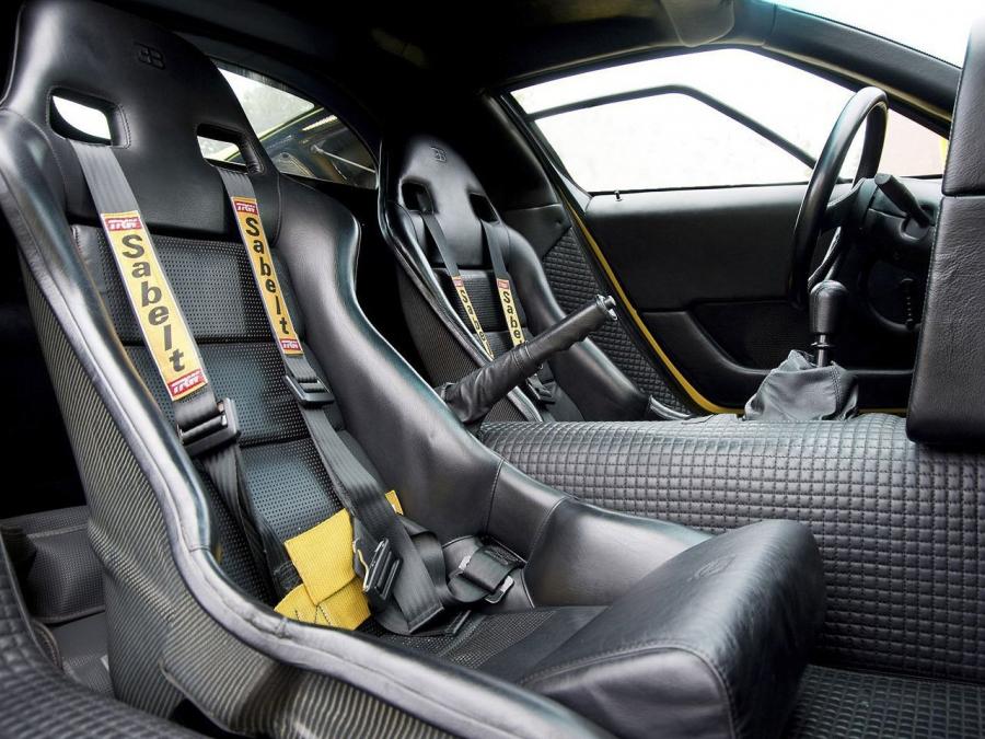  Bugatti EB110 SS 1993 года  (фото 9 из 9)